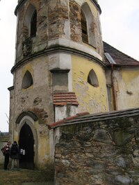 Procházeli jsme liduprázdnými vesnicemi