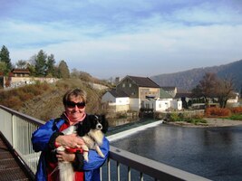 Líbí se i našemu Mokropsovi (urousal se)