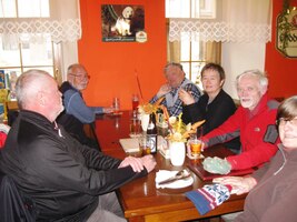 Tak kam příště, poutníci?