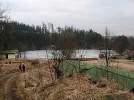 Byl ponurý předjarní den