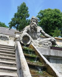 z kterých tu dnes už moc nezůstalo