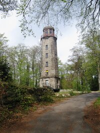 Rozhledna (chata Nad Prosečí pod ní shořela)