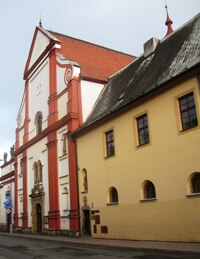 a tady kostel františkánského kláštera