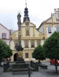 Náměstí, radnice, mariánský sloup