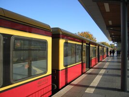 Druhý berlínský den začínáme na nádraží S-Bahn