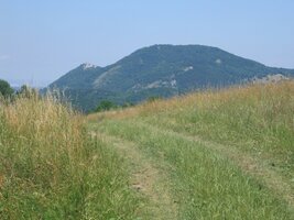 Vzhůru na vrch Vápenná (převýšení 500 m)