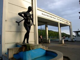 Entrée na piešťanský most-kolonádu