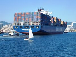 Některé obchodní lodě jsou opravdu gigantické