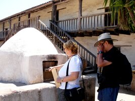 a je zcela neamerická