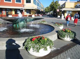 Vystupujeme v Oakland London Area