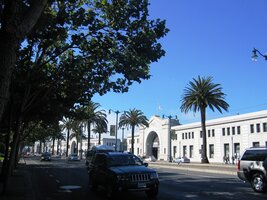 A teď už míříme do přístavu,