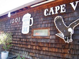 Hned vedle je hospoda s nejstudenějším pivem v kraji,