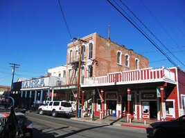 Je to město zlatokopeckých dolů z doby Golden Rush