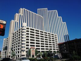 Hle, Reno, město hříchu!