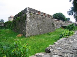 Od katedrály je kousek k hradu