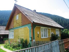 Tady jsme nasedli do autobusu a odjeli do vsi Solotvina