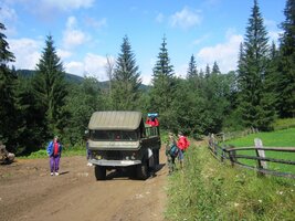 Vojenskou technikou vyrážíme další den na túru