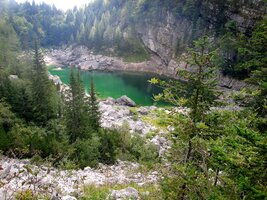 Je zde horské pleso - Černé jezero,