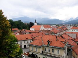 a vyhlídkovými terasami