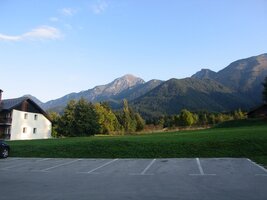 Bydleli jsme tady pod horami v hotelu Bor,