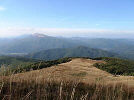 a tak jsem šel dolů raději s ním, abych nezabloudil