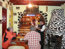 Hrál a zpíval nám písně všech národů