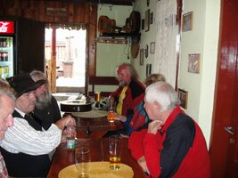 a nímž se posléze ponořil do složité politicko-ekonomické rozpravy,