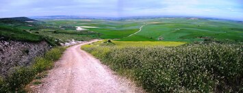 dlouhá cesta náhorní planinou