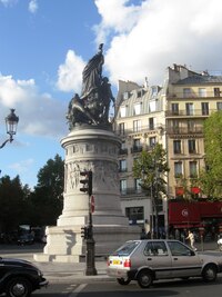 Od náměstí Pigalle je to jen kousek