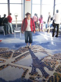 Parádní tebich ve vyhlídkové kavárně věže