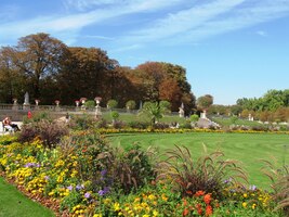a jeho slavná zahrada Jardin de Luxembourg