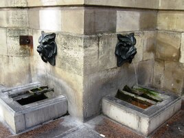 Vodou sice příliš nehýří,