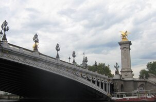 Je krásný z obou stran