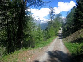 tentokrát ale mnohem výše