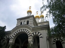 a mají tu i ruský kostel...