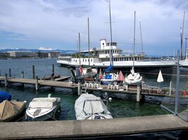 třeba i tato výletní v pozadí