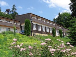 Hotel na Hrádku (bývalá ubytovna horníků)