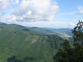 a měli odsud nádherný výhled do všech stran