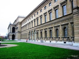 a tady ten komplex začíná