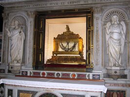 Tohle je prý řetěz, na který uvázali sv.Petra