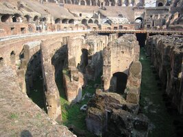 a slunce dopadalo do všech jeho zákoutí