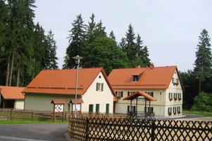 Bývala tu lázeňská restaurace Linhart,