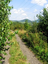 byly v dálce vidět Krušné Hory