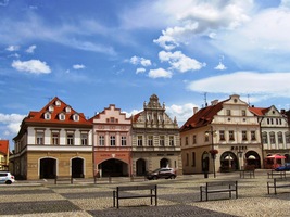 na konci Náměstí Svobody