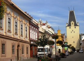 a pak procházíme Svatou branou