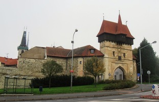 ÚT 28.10. V ranní mlze jsme z Loun