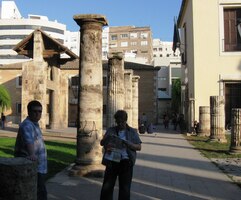 Antika uprostřed moderny působí nepravděpodobně