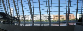 Je tady největší a toto je pohled z jeho "oken"