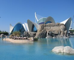 Modrá a bílá - svět vody a pavilonů