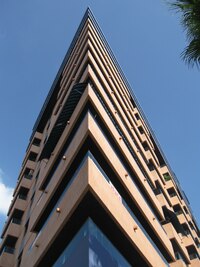 Tento připomíná newyorkskou "žehličku" - Flatiron